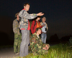 Participants of the workshop 'Bat research and conservation in Belarus' learn to use a bat detector (Photo: Dennis Wansink)